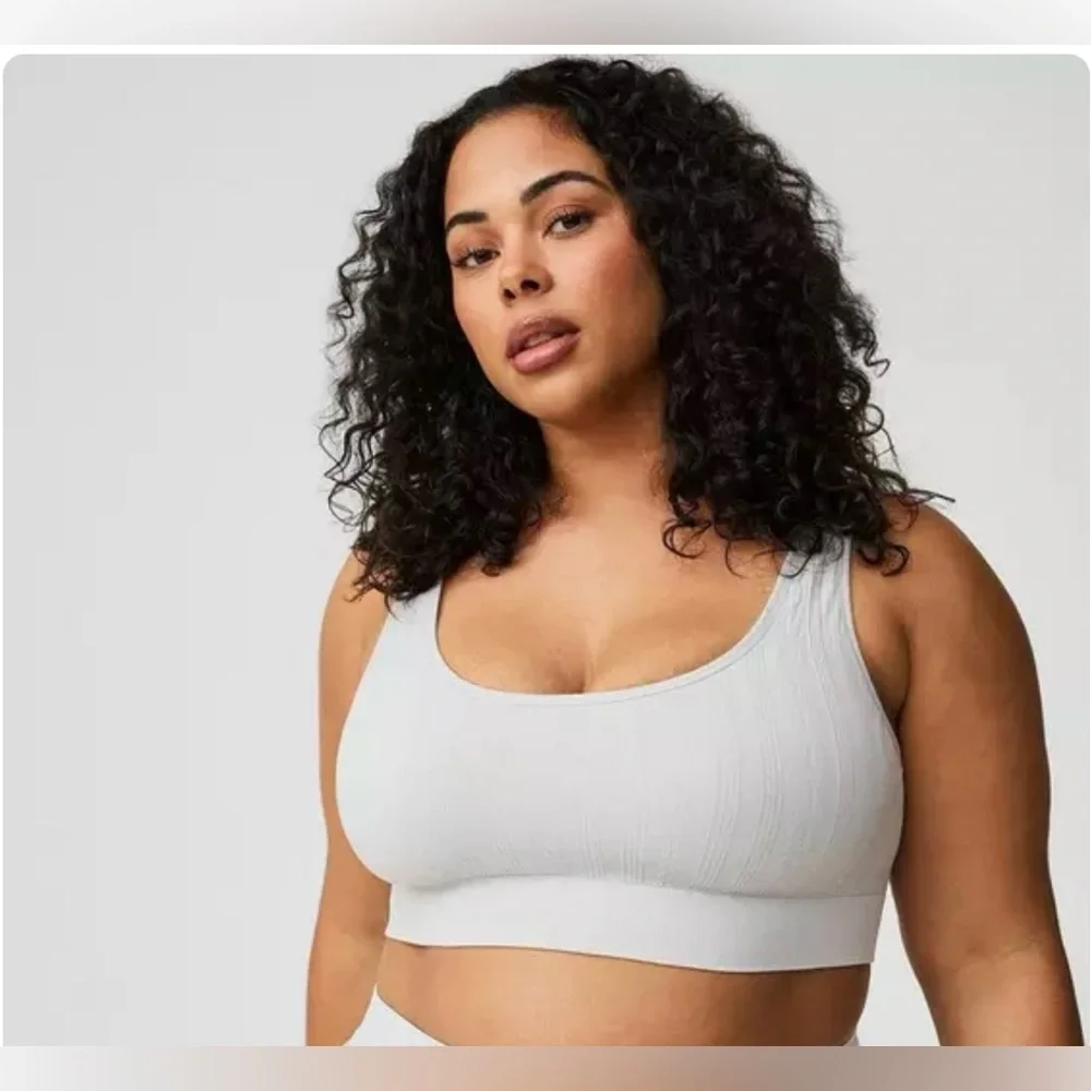 Torrid Lightly Lined Seamless Cable Knit Scoop Grey Bralette, Size 2xl - Picture 3 of 9